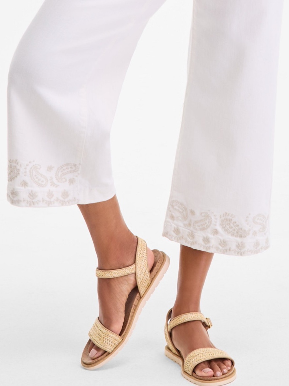 White Cropped Wide Leg Jeans with Subtle Embroidered Hem Classic NWT - Picture 2 of 12